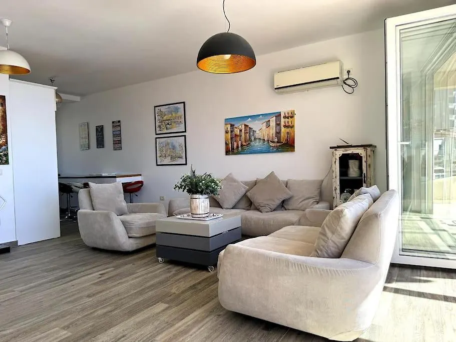 Elena - Luxury Diva Apartment Sarandë