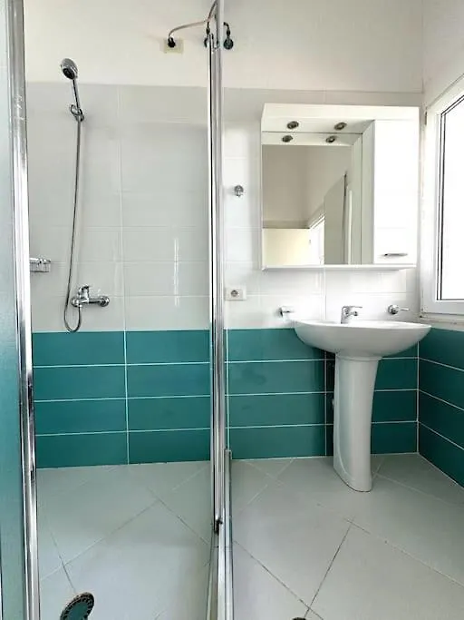 Elena - Luxury Diva Apartment Sarandë 0*,
